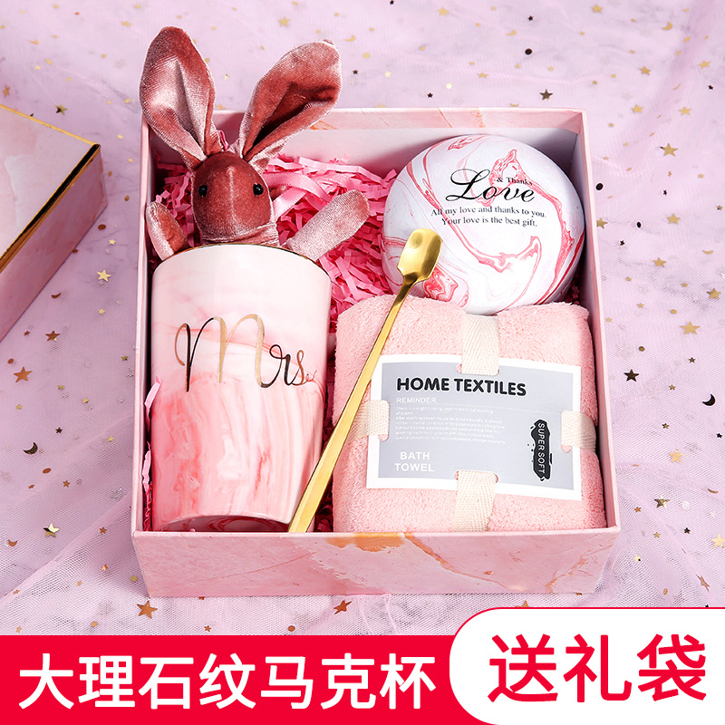 如何正确记录会议礼品的会计科目？这个问题让许多企业头疼不已。